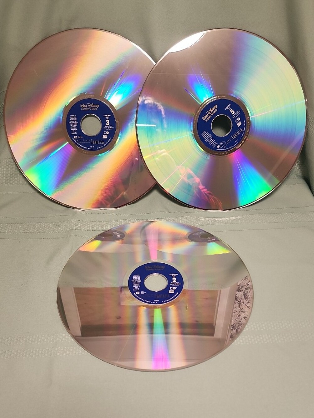 Disney Fantasia Deluxe LaserDisc with Sorcerer Mickey Artwork - Blue - Picture 5 of 6